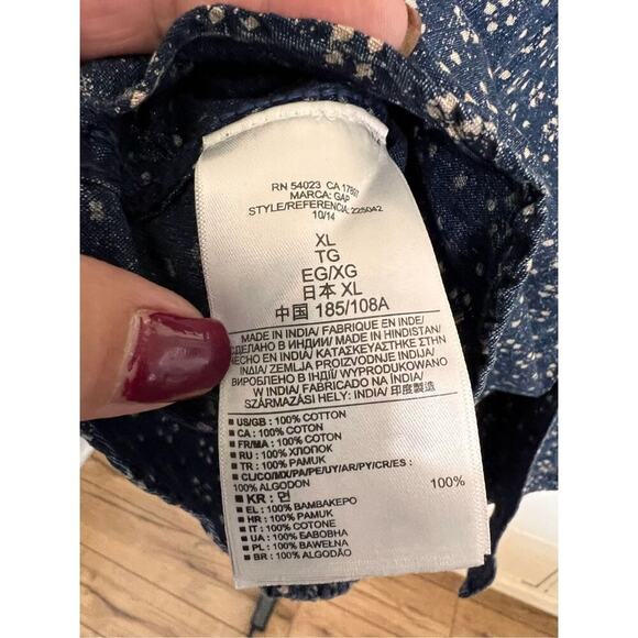 NWT Gap mens size XL denim button down shirt - Picture 3 of 3